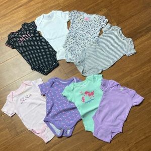 8 Cotton Newborn Baby Girl Short Sleeve Onsie’a